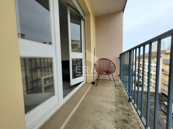 LOCATION MEUBLEE - PAU - Secteur Verdun : Appartement T3 de 64m²  avec 2 balcons et parking
