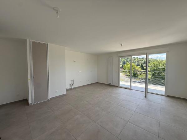 À vendre – Appartement T3 de 67,50 m² au 2ᵉ étage à Reignier-Ésery (74)