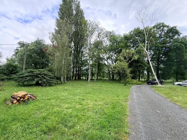 A LOUER MAISON 3 CHAMBRES sur 5000 m² A CAVIGNAC Cavignac (33620)