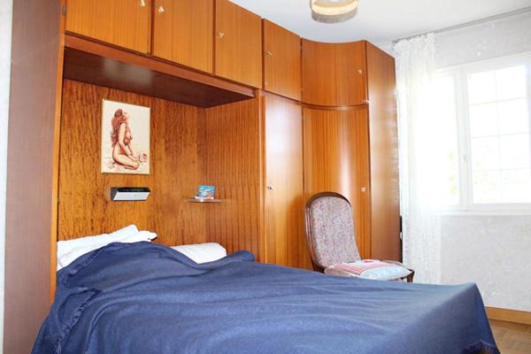 Exclusivité !! Côtes d'Armor 22440 Ploufragan. 3 chambres dont une au RDC, terrain constructible, divisible, garage