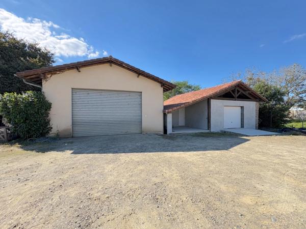 LOCAL/DÉPÔT À VENDRE AIRE-SUR-L'ADOUR (40)