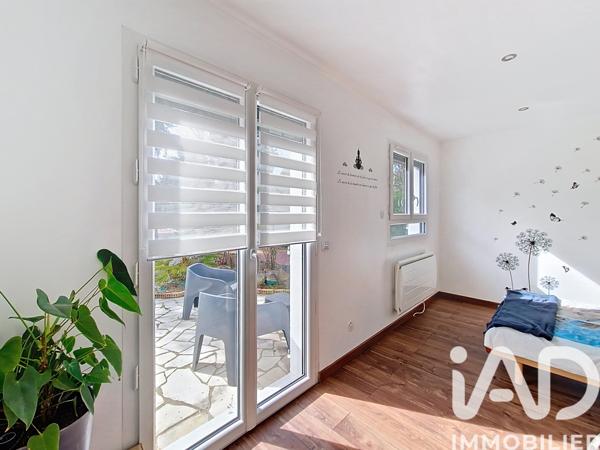 Maison à vendre 7 pièces 152 m² Saint-Fargeau-Ponthierry