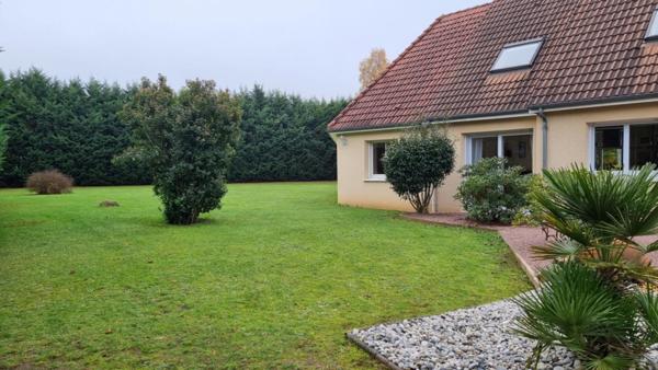 Maison Guecelard 11 pièce(s) 290 m2