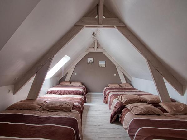 Maison Guecelard 11 pièce(s) 290 m2