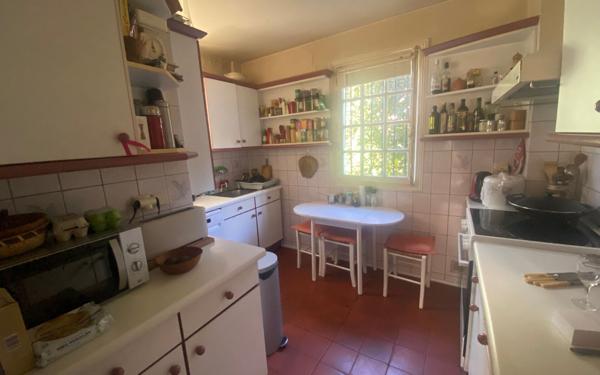 Maison à vendre    6 pièces • 184 m2 Bayonne