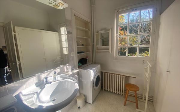 Maison à vendre    6 pièces • 184 m2 Bayonne