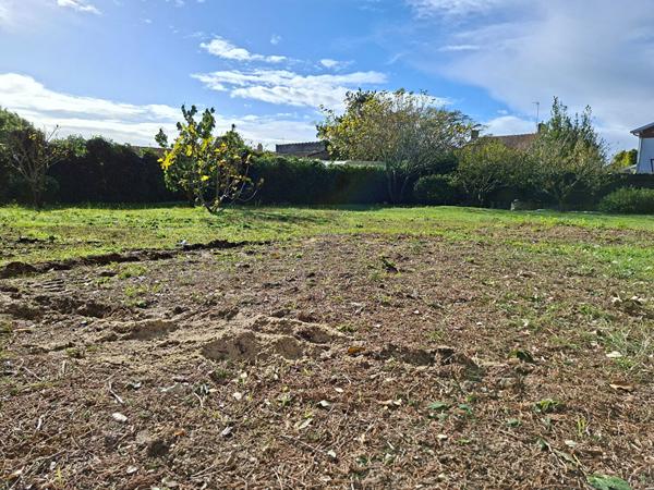 Terrain à bâtir - bourg LA BERNERIE