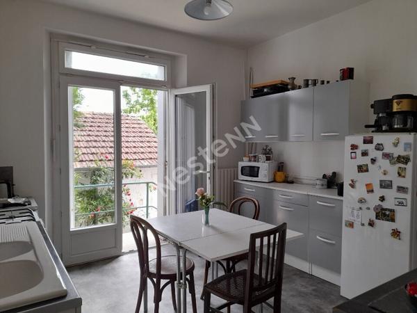 Charmante maison de ville avec vie de plain-pied. Secteur Bergerac Rive Droite