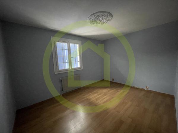 Maison à ROULLET SAINT ESTEPHE (16440)