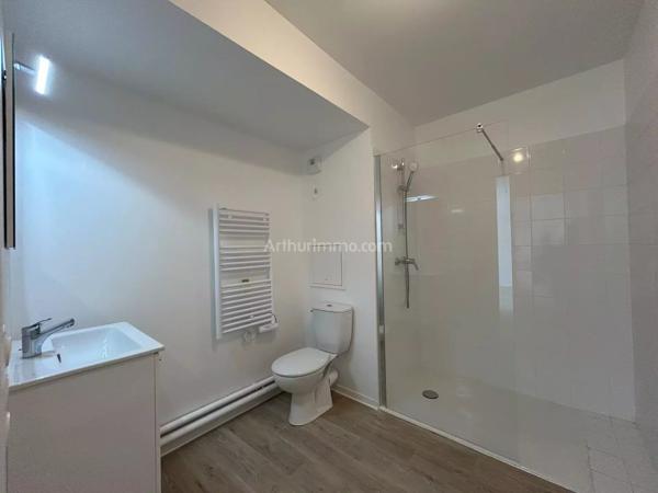 Location                                                      Appartement
                        
                     1 pièces                      29 m2                     à Montlhéry