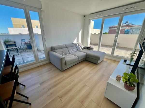 Appartement Cergy 5 pièce(s) 91.24 m2 €374 000 ** - Référence 2294