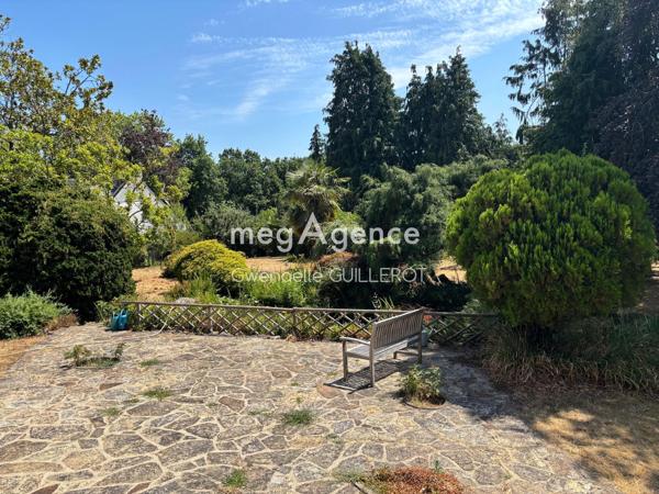 Maison à LARMOR-PLAGE, 56260 - 10 pièces 260m²