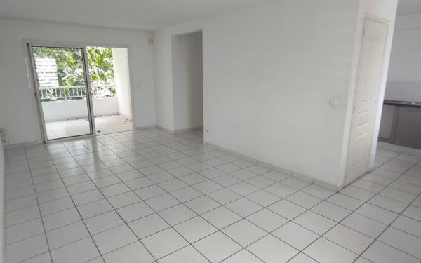 Appartement à vendre    3 pièces •  Le Lamentin