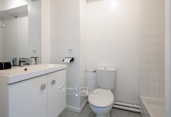 APPARTEMENT AVEC ASCENSEUR, TERRASSE ET GARDIEN