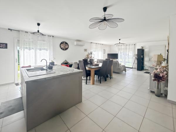 Maison 4 pièces - 88 m² Exclusivité efficity