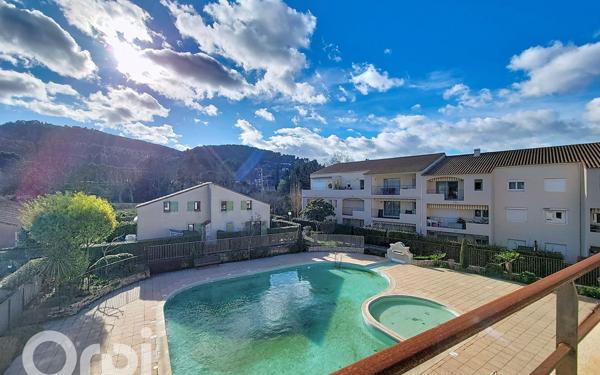 Appartement à vendre    2 pièces • 28 m2 Le Beausset