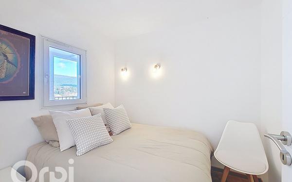 Appartement à vendre    2 pièces • 28 m2 Le Beausset