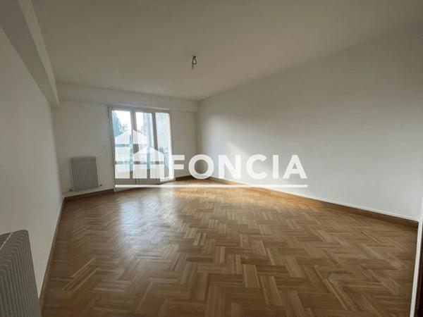 Location Appartement 3 pièces 68.5 m² - 4 RUE DU SERGENT BERNES CAMBOT Pau 64000