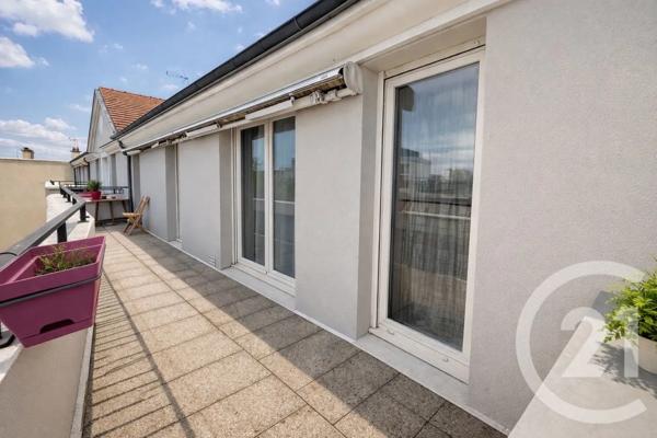 Appartement F5 à vendre  5 pièces - 96 m 2   GAGNY  - 93