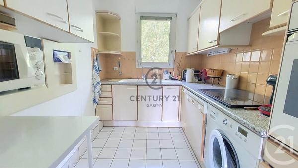 Appartement F5 à vendre  5 pièces - 96 m 2   GAGNY  - 93