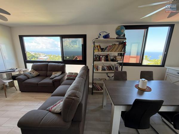 Bel appartement T3 en RDC avec magnifique vue mer et montagne proche centre ville