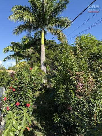 Bel appartement T3 en RDC avec magnifique vue mer et montagne proche centre ville