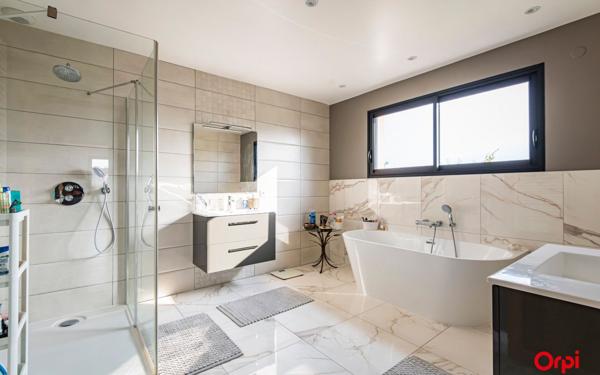 Maison à vendre    6 pièces • 175 m2 Muizon