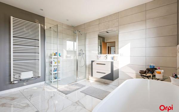 Maison à vendre    6 pièces • 175 m2 Muizon