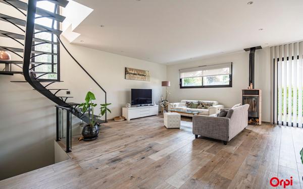 Maison à vendre    6 pièces • 175 m2 Muizon