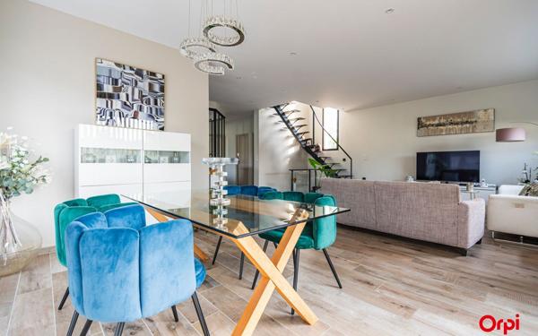 Maison à vendre    6 pièces • 175 m2 Muizon