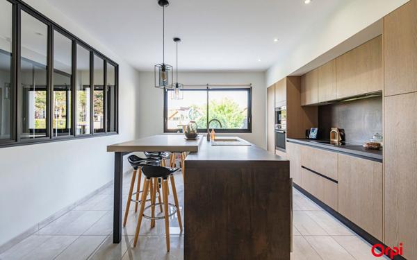 Maison à vendre    6 pièces • 175 m2 Muizon