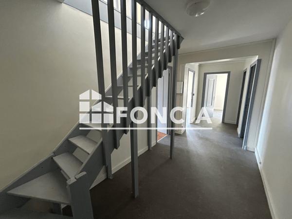 Location Appartement 4 pièces 109.7 m² - 773 GRANDE RUE Le Touvet 38660