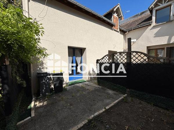 Location Appartement 2 pièces 36.74 m² - 20 BIS RUE PAUL COURIER Blere 37150