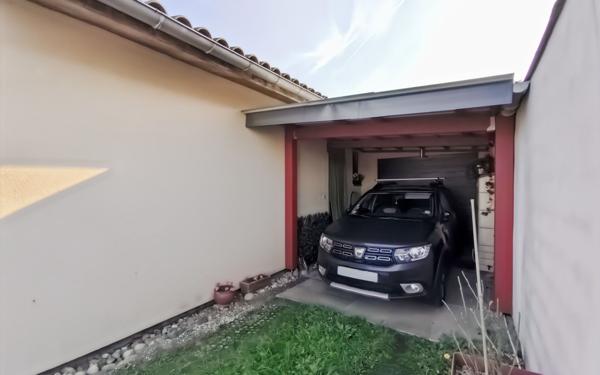 Maison à vendre    4 pièces •  Toulouse