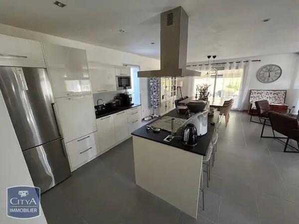 Maison à louer 4 pièces 113.33m²