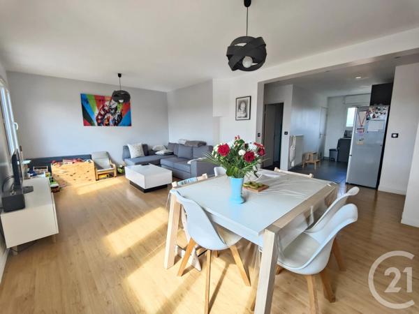 Appartement F4 à vendre  4 pièces - 69,59 m 2   LE MESNIL LE ROI  - 78