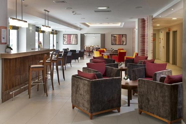 Cavaillon - Appartement en résidence gérée -2 pièces 45 m² -147 350 Euros -