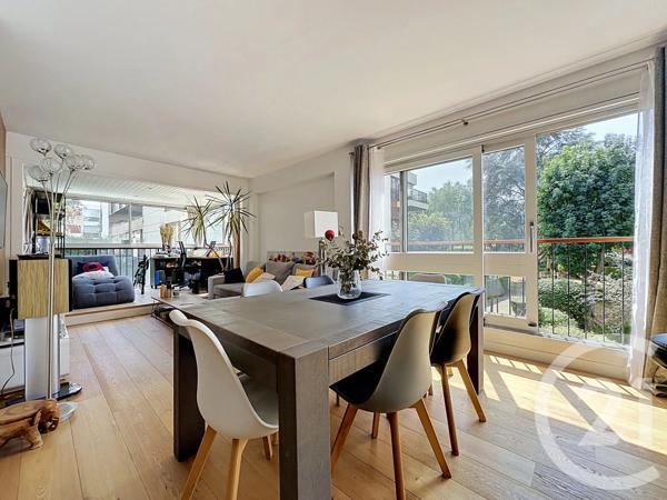 Appartement F4 à vendre  4 pièces - 93,88 m 2   LE CHESNAY  - 78