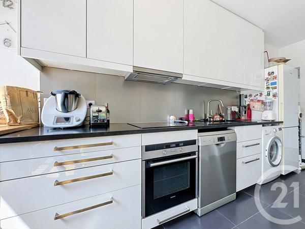 Appartement F4 à vendre  4 pièces - 93,88 m 2   LE CHESNAY  - 78