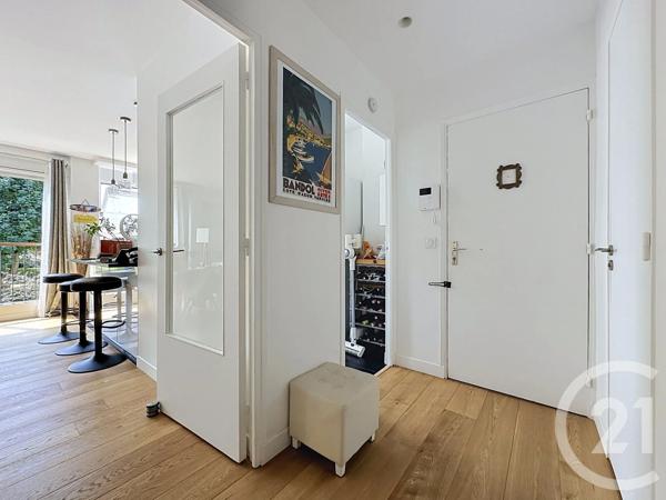 Appartement F4 à vendre  4 pièces - 93,88 m 2   LE CHESNAY  - 78