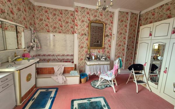 Maison à vendre    6 pièces •  Cocumont