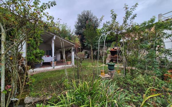 Maison à vendre    6 pièces •  Cocumont