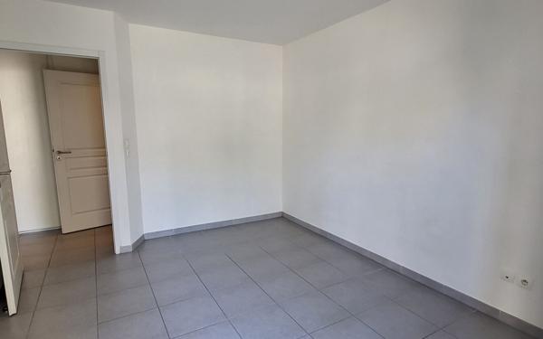 Appartement à vendre    3 pièces • 70,80 m2 La Farlède