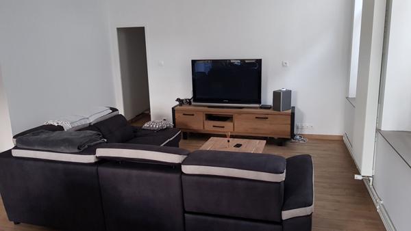 Appartement dans un immeuble de style Haussmannien boulevard Lafayette Calais 3 pièces100 m2 au 1er étage côté cour