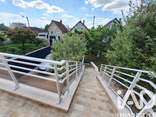 Maison à vendre 6 pièces 154 m² Saint-Michel-sur-Orge