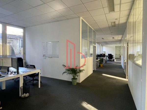 Bureau de 511 m² à louer à Bordeaux Centre