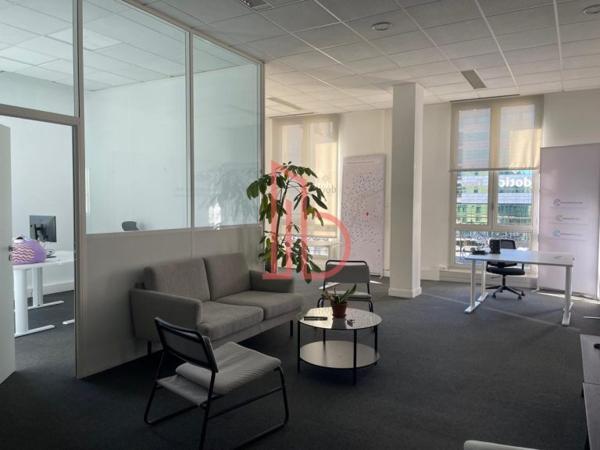 Bureau de 511 m² à louer à Bordeaux Centre