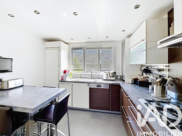 Maison à vendre 7 pièces 174 m² Ballainvilliers