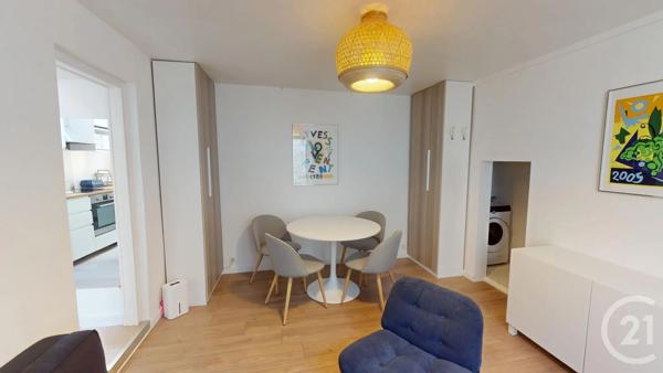 Appartement Duplex à vendre  2 pièces - 42,14 m 2   FONTAINEBLEAU  - 77