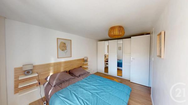 Appartement Duplex à vendre  2 pièces - 42,14 m 2   FONTAINEBLEAU  - 77